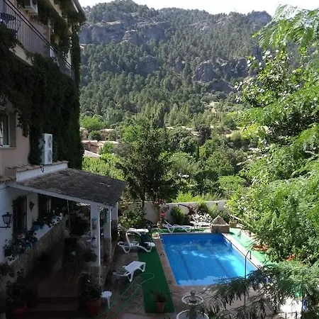 San Julian Hotel Burunchel